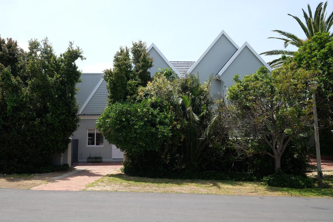 325Onmain Bed and Breakfast Hermanus Buitenkant foto